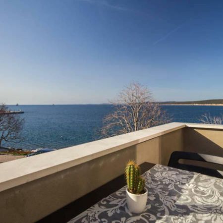 Koromačno Apartment Dobric מראה חיצוני תמונה