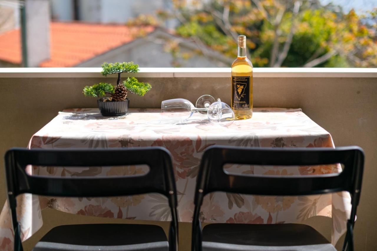 Koromačno Apartment Dobric מראה חיצוני תמונה