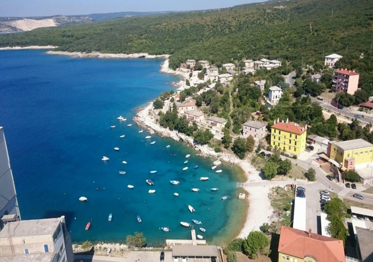 Koromačno Apartment Dobric מראה חיצוני תמונה